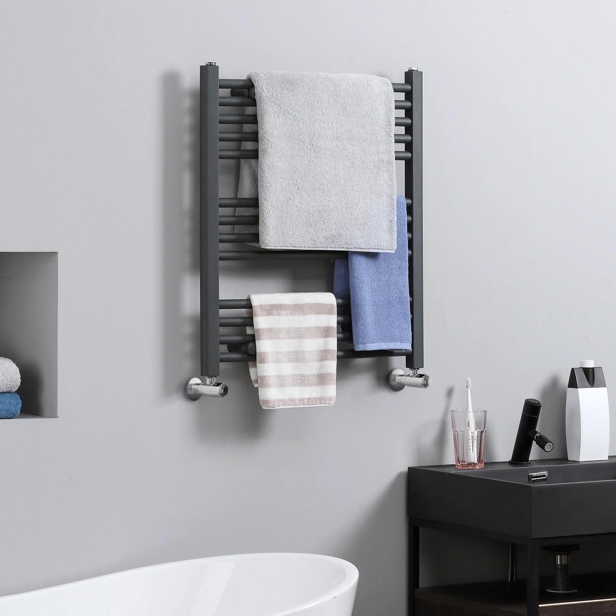 Curved Heated Towel Rail - Image 2